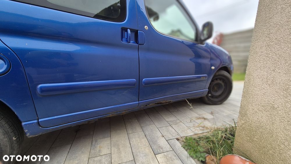 Citroen Berlingo 2004 photo 3