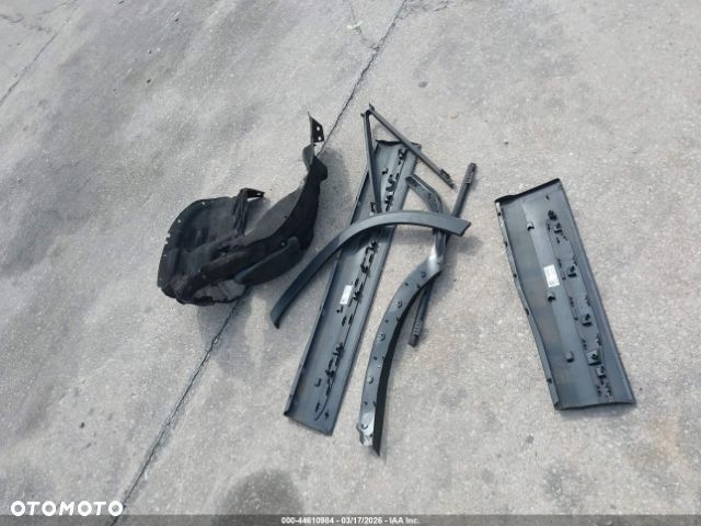 Mercedes-Benz GLA 250 4-Matic Progressive - 14