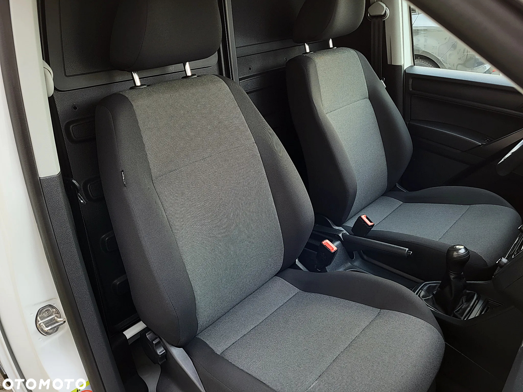 Volkswagen CADDY - 11
