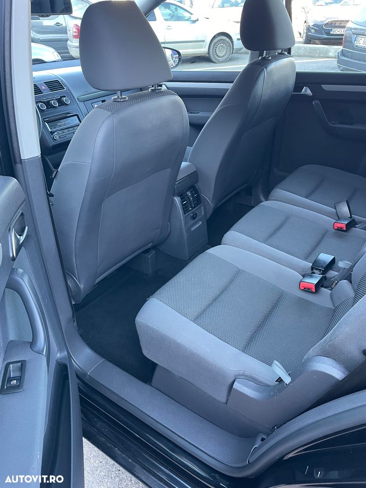 Volkswagen Touran 1.6 TDI BlueMotion Technology Comfortline - 11