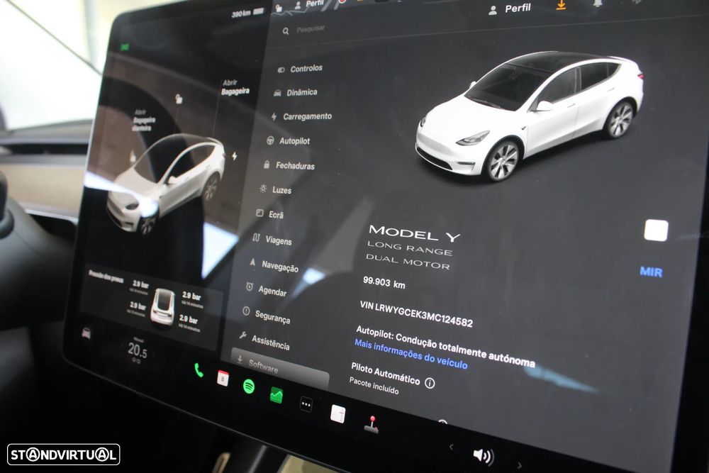 Tesla Model Y Long Range Dual Motor AWD - 51