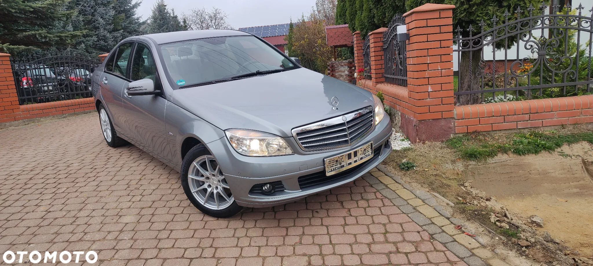 Mercedes-Benz Klasa C 180 T Kompressor BlueEFFICIENCY Elegance - 1