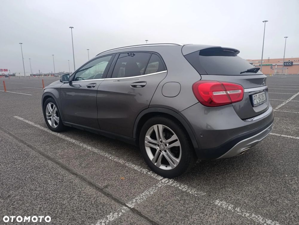 Mercedes-Benz GLA 220 CDI 4-Matic - 2