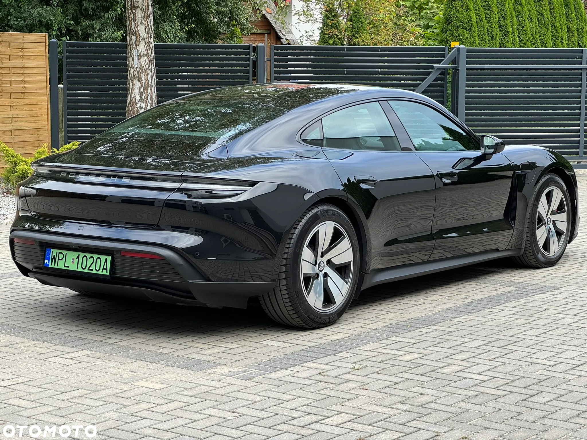 Porsche Taycan - 5