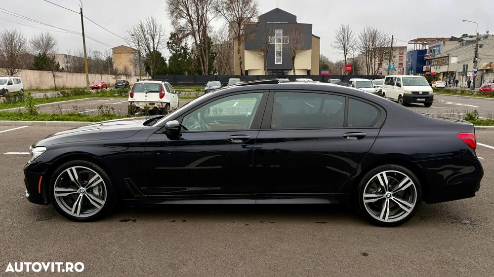 BMW Seria 7 740Li - 5