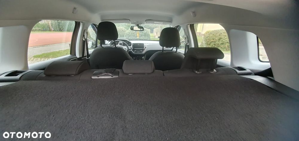 Peugeot 2008 PureTech 110 Stop&Start GT-Line Edition - 11