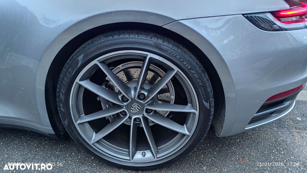 Porsche 911 Carrera PDK - 11