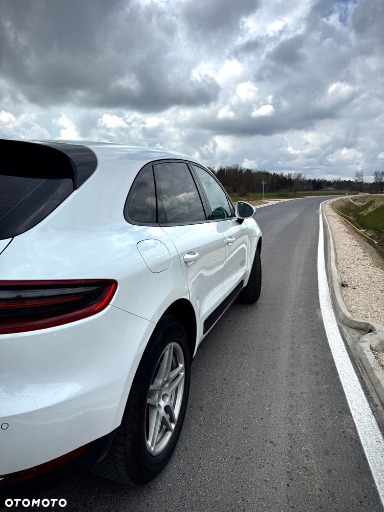 Porsche Macan - 4