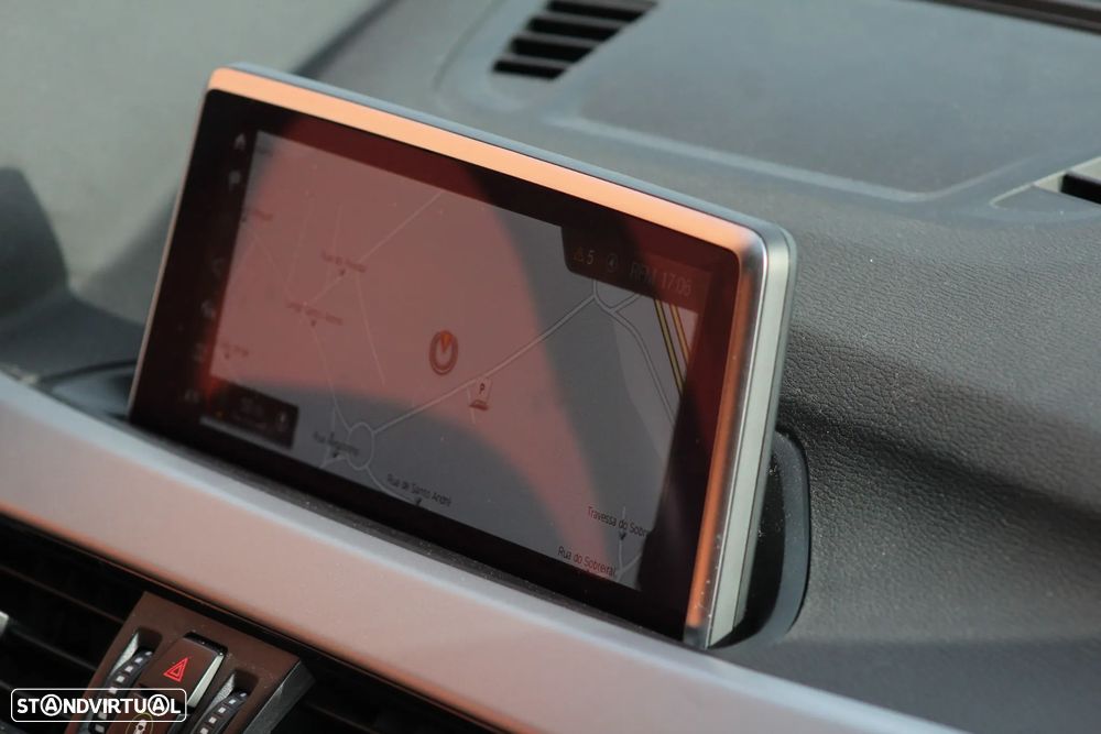 BMW X1 16 d sDrive Auto - 24