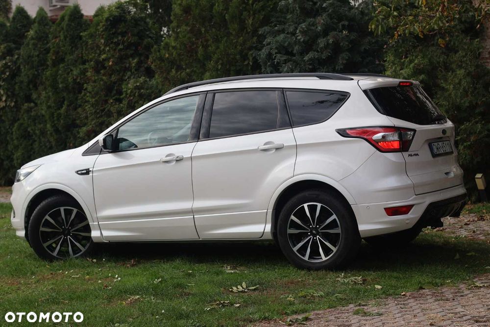 Ford Kuga - 3