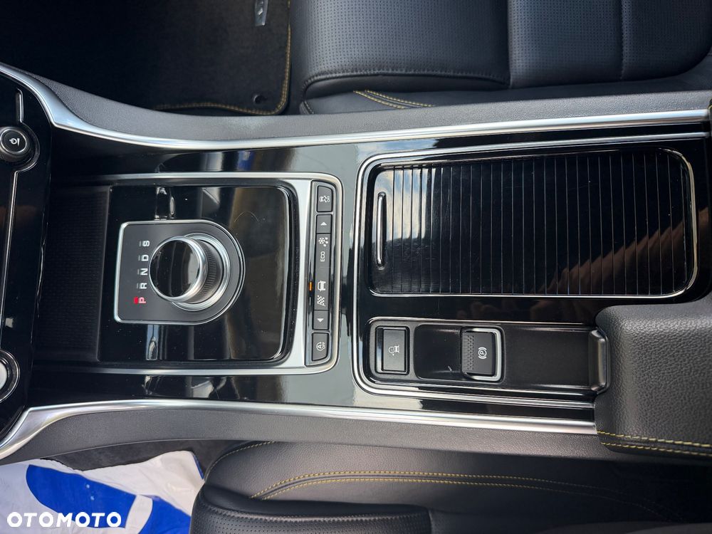 Jaguar XF 30t AWD 300 Sport - 20