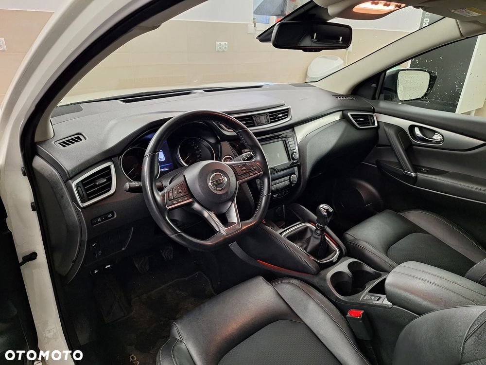 Nissan Qashqai 1.3 DIG-T Tekna EU6d - 6