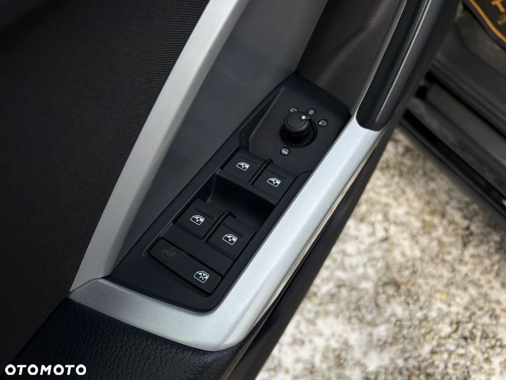 Audi Q3 Sportback 35 TDI S tronic - 34