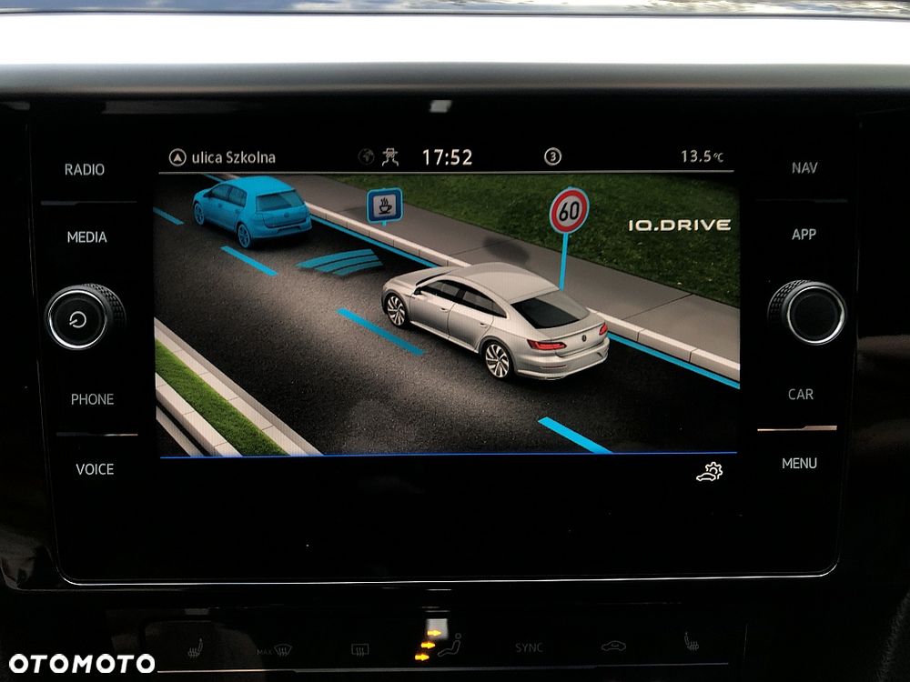 Volkswagen Arteon 2.0 TDI R-Line DSG - 14