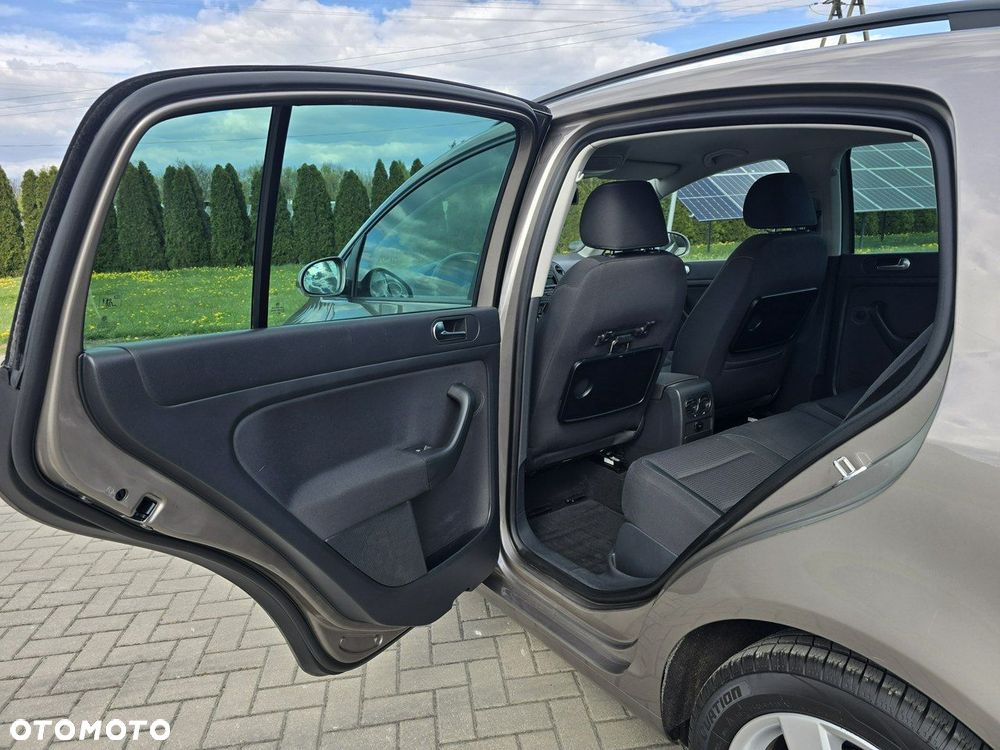 Volkswagen Golf Plus - 17