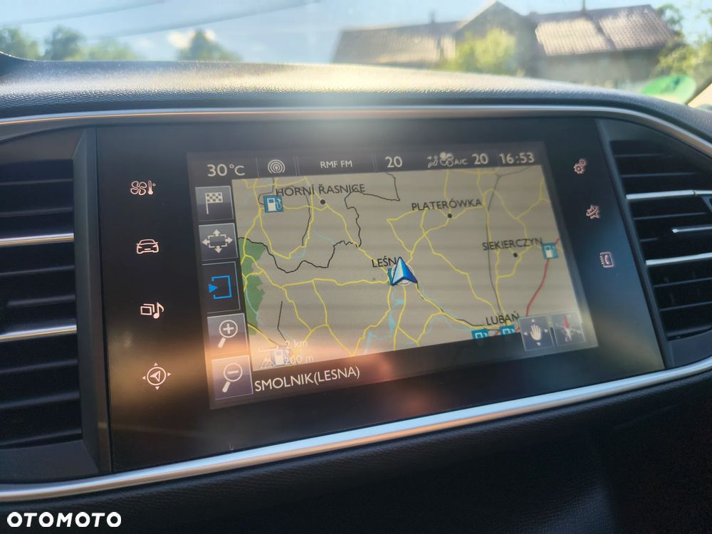 Peugeot 308 BlueHDi FAP 120 EAT6 Stop & Start Active - 26