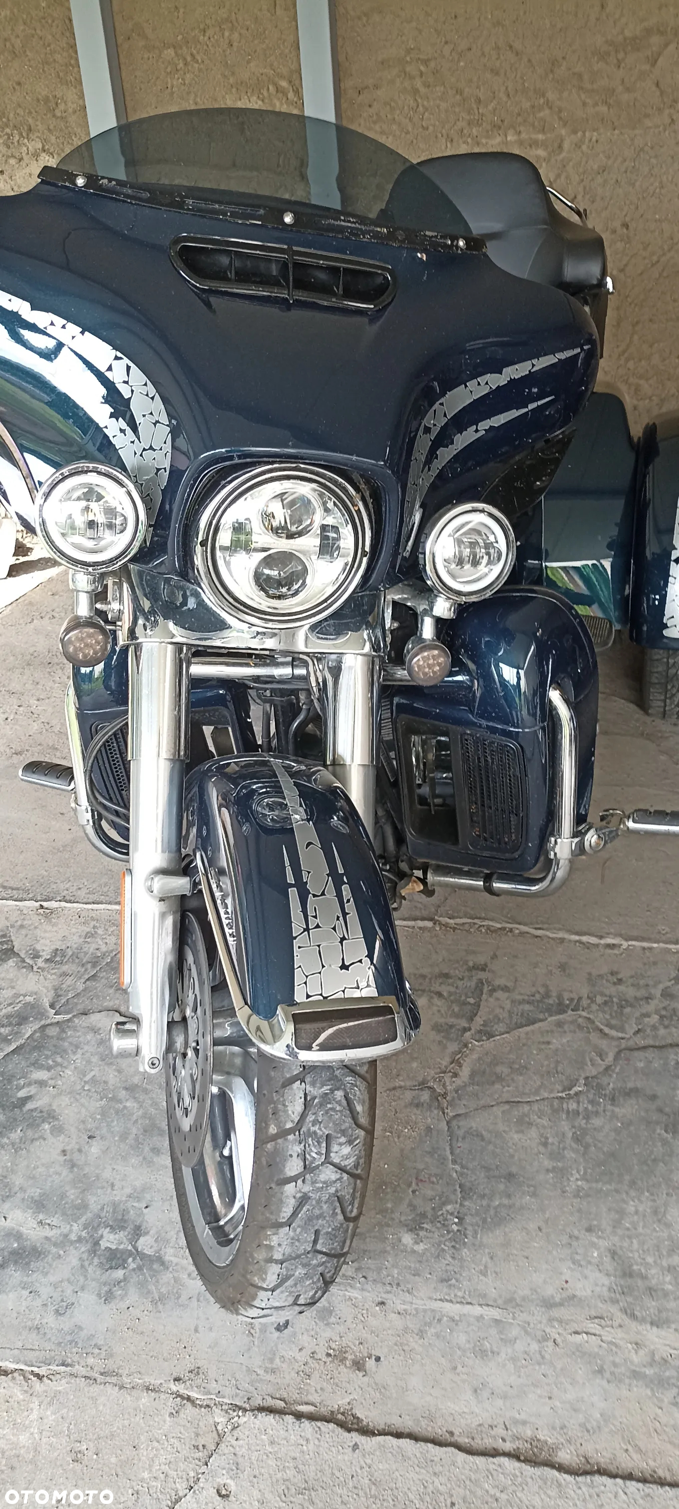Harley-Davidson FLHTCU Ultra - 6