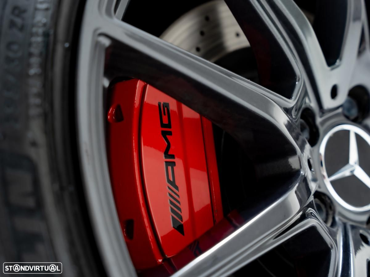 Mercedes-Benz AMG GT - 22