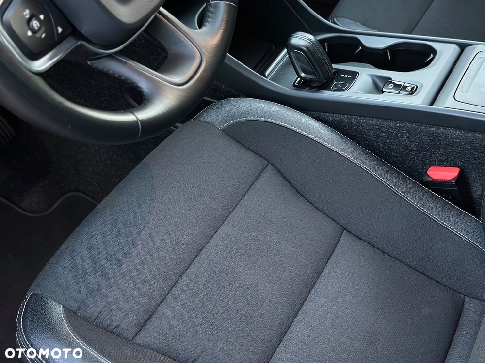 Volvo XC 40 D3 Momentum - 17