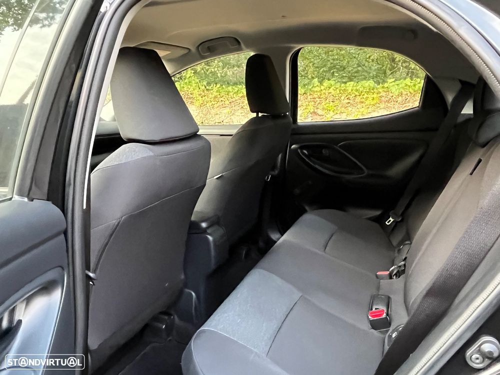 Toyota Yaris 1.5 HDF Comfort Plus - 42