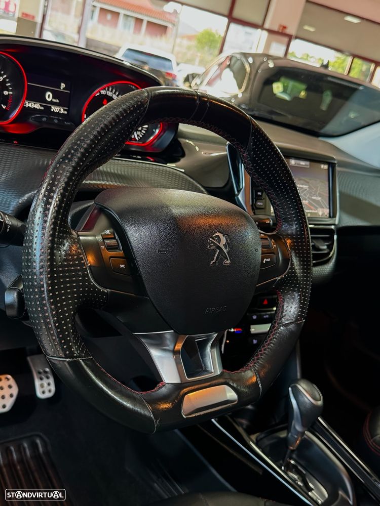 Peugeot 2008 1.2 PureTech GT Line EAT6 - 18