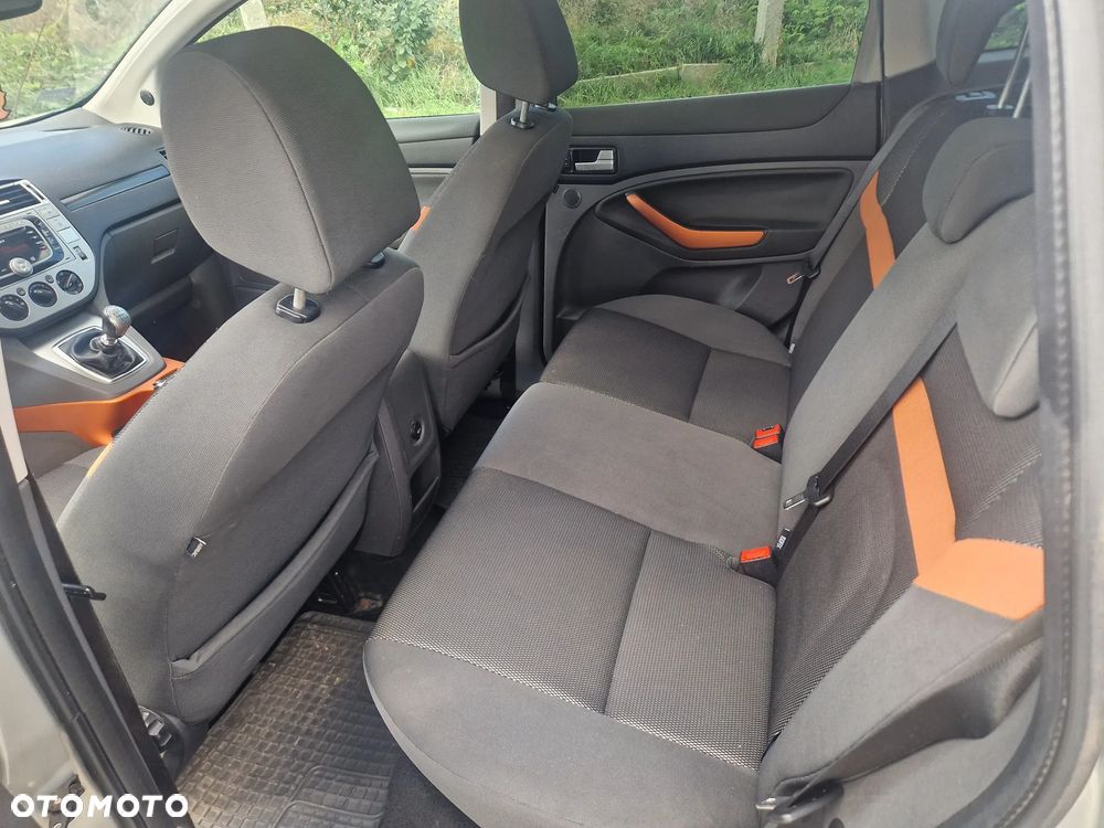 Ford Kuga 2.0 TDCi Trend - 11