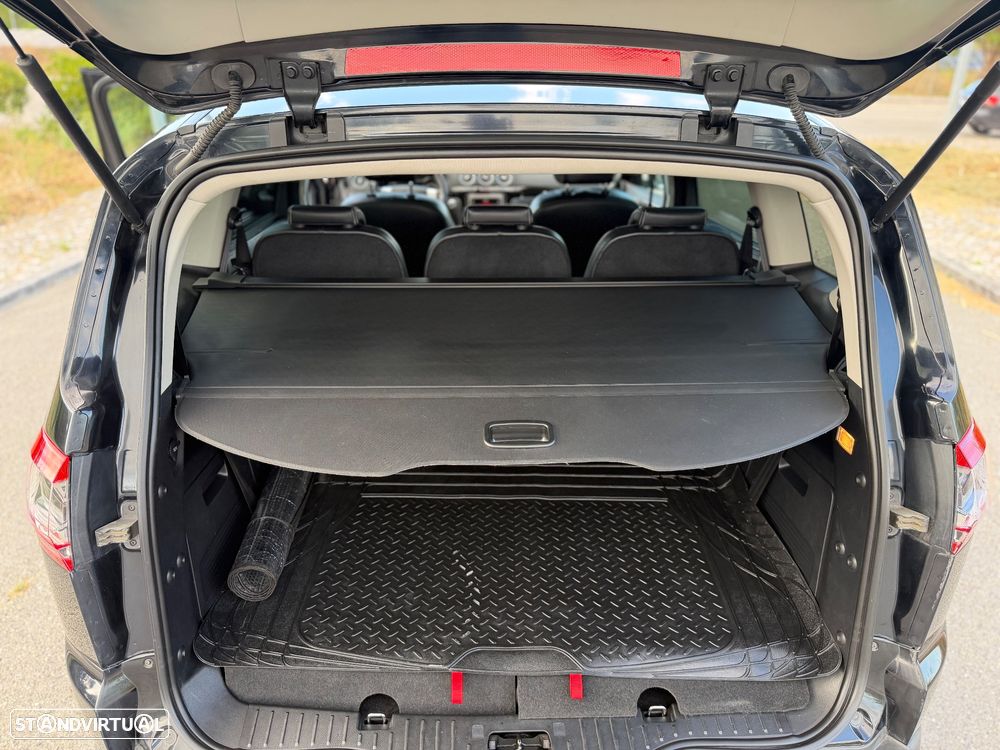 Ford S-Max 2.0 TDCi Titanium 7L - 10