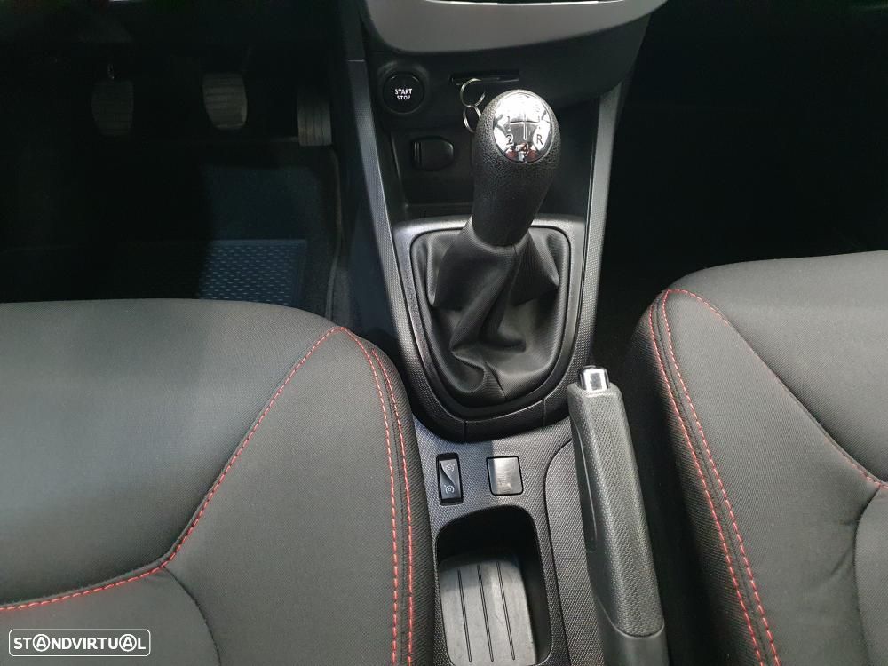 Renault Clio 1.2 16V GT - 11