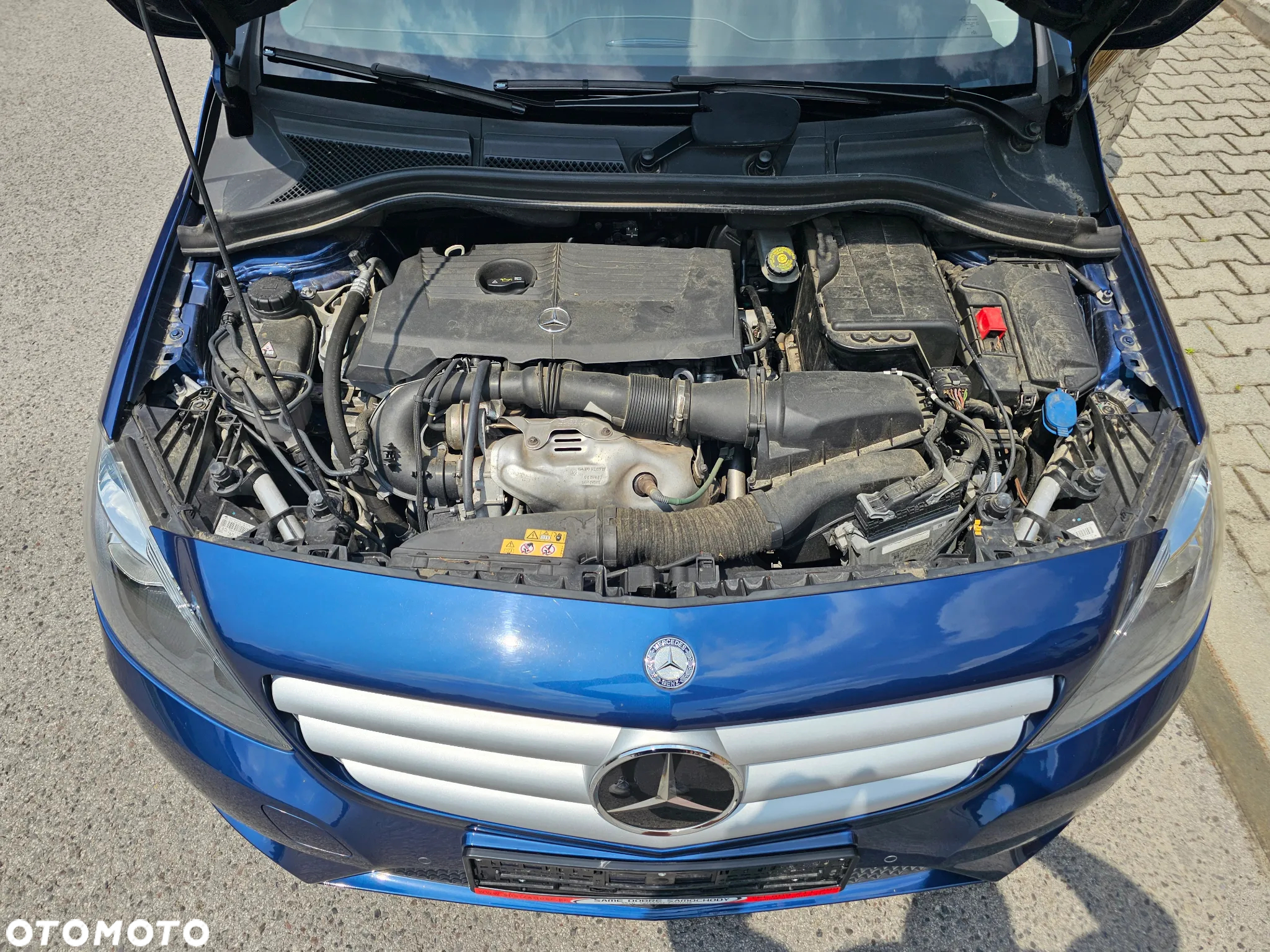 Mercedes-Benz Klasa B 180 Edition - 28