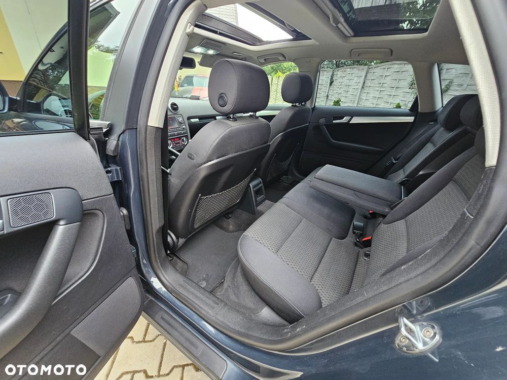 Audi A3 Sportback 1.8 TFSI Quattro Attraction - 10