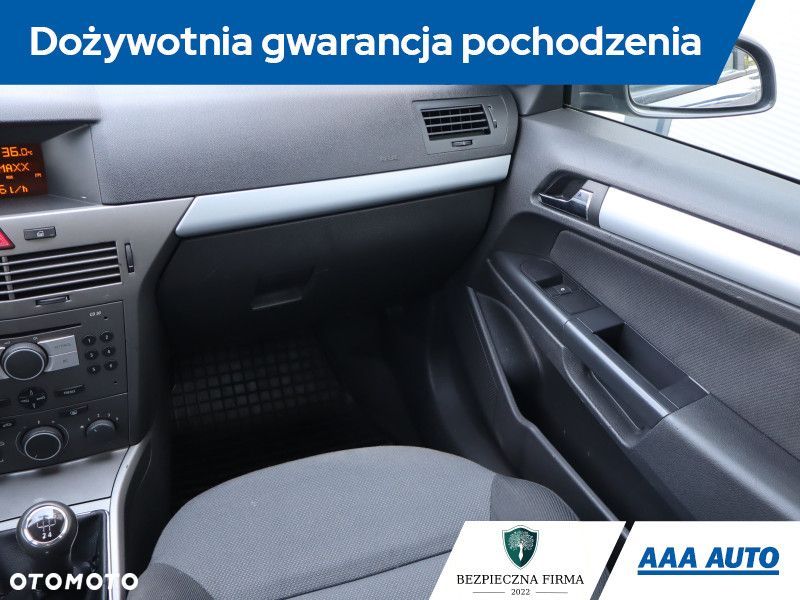 Opel Astra - 10