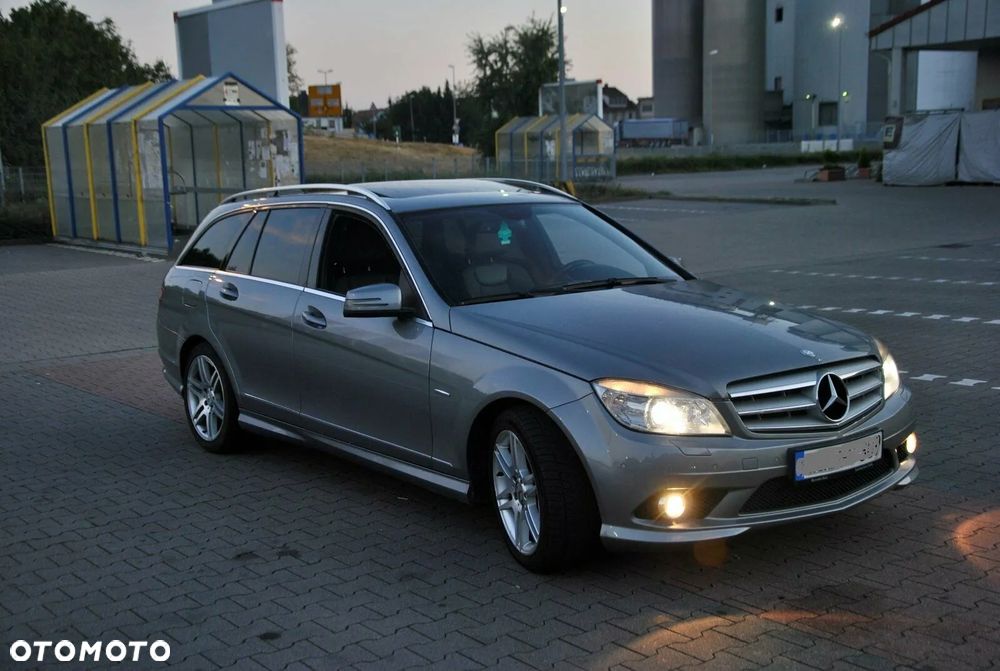 Mercedes-Benz Klasa C 220 CDI DPF Automatik Avantgarde - 4