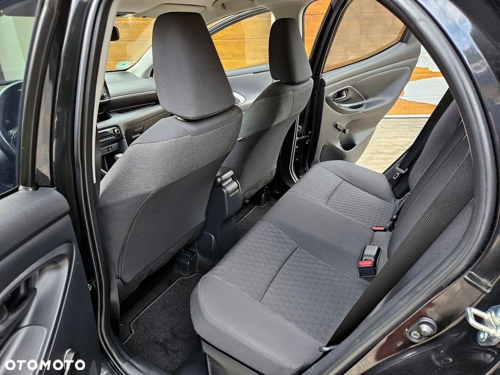 Toyota Yaris - 21