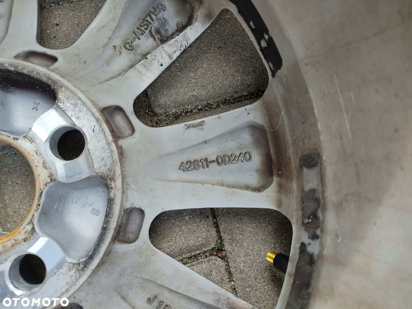 FELGA ALUMINIOWA ALUFELGA 15 TOYOTA YARIS II 4x100 5.5J 42611-0D240 - 2