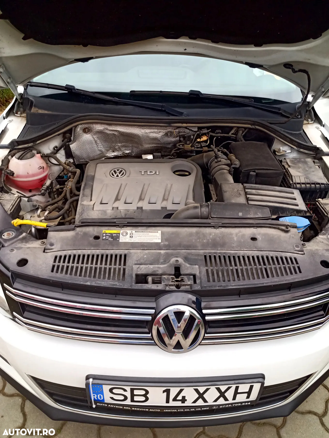 Volkswagen Tiguan 2.0 TDI 4Mot DSG Trendline - 12