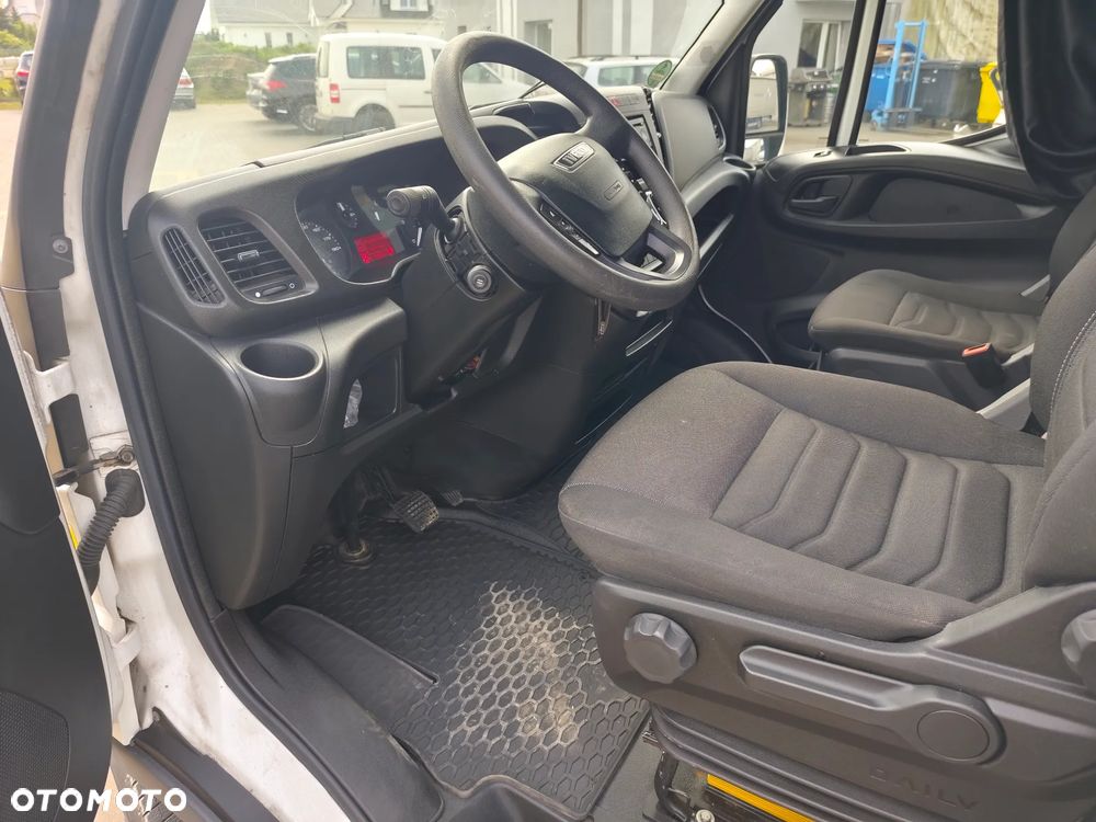 Iveco Daily 2,3L 7 osobowy brygadówka camper - 5