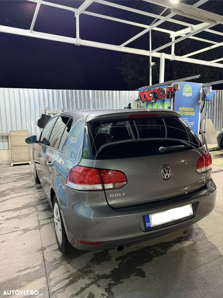 Volkswagen Golf 1.6 TDI DPF DSG Trendline - 5