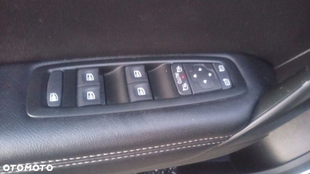 Renault Megane 1.6 dCi Intens - 25