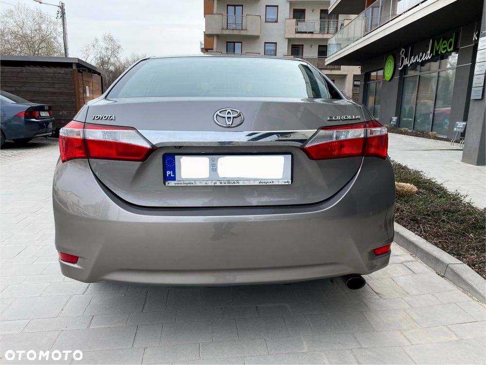 Toyota Corolla 1.6 Premium - 14