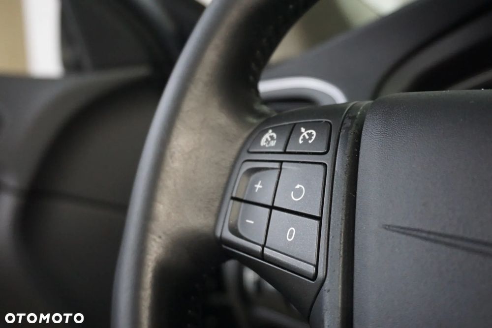 Volvo V40 D2 - 28