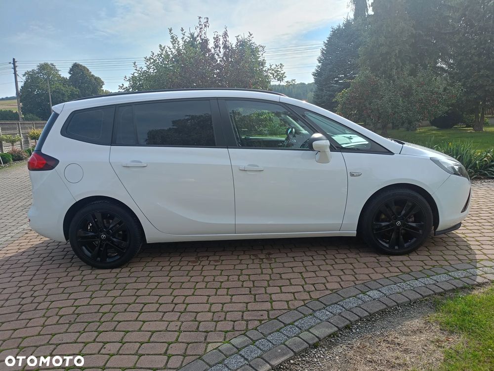Opel Zafira 1.6 CDTI Cosmo - 4