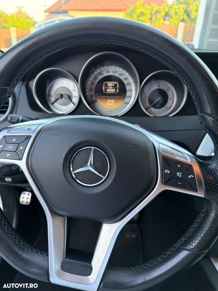 Mercedes-Benz C - 8