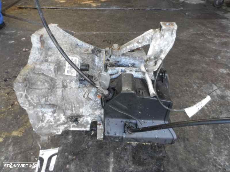 CAIXA VELOCIDADES FORD FOCUS II 2004 - 2