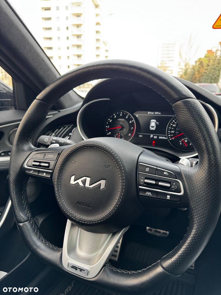 Kia Stinger - 29