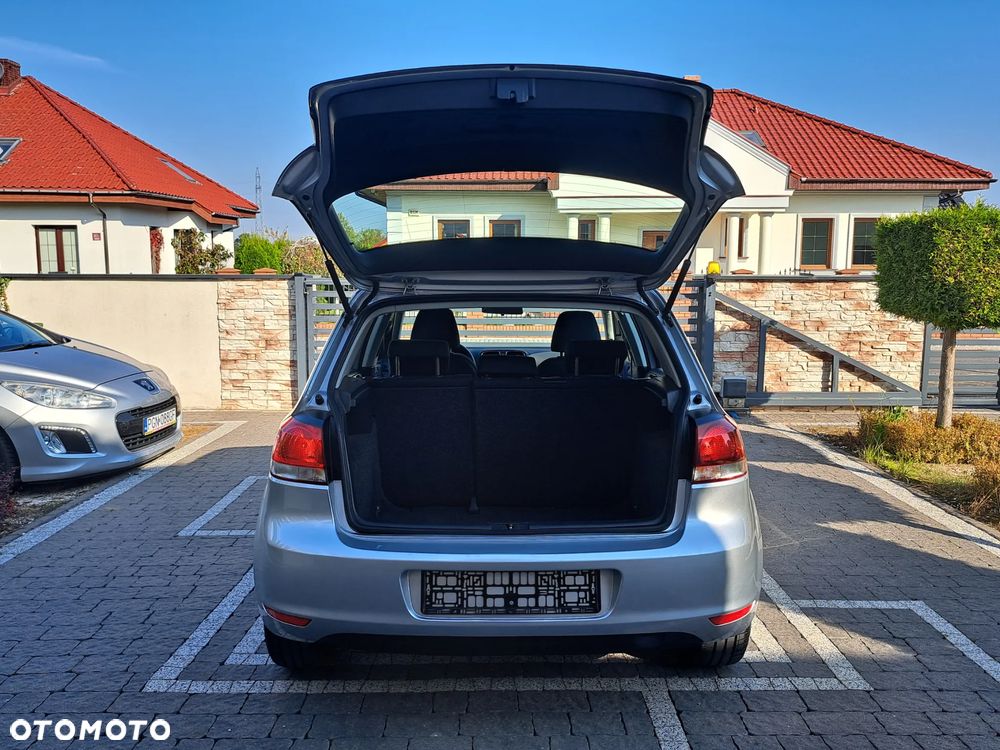 Volkswagen Golf - 19