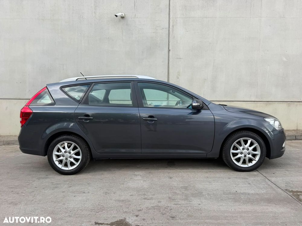 Kia Ceed 1.6 DSL HP STYLE - 23