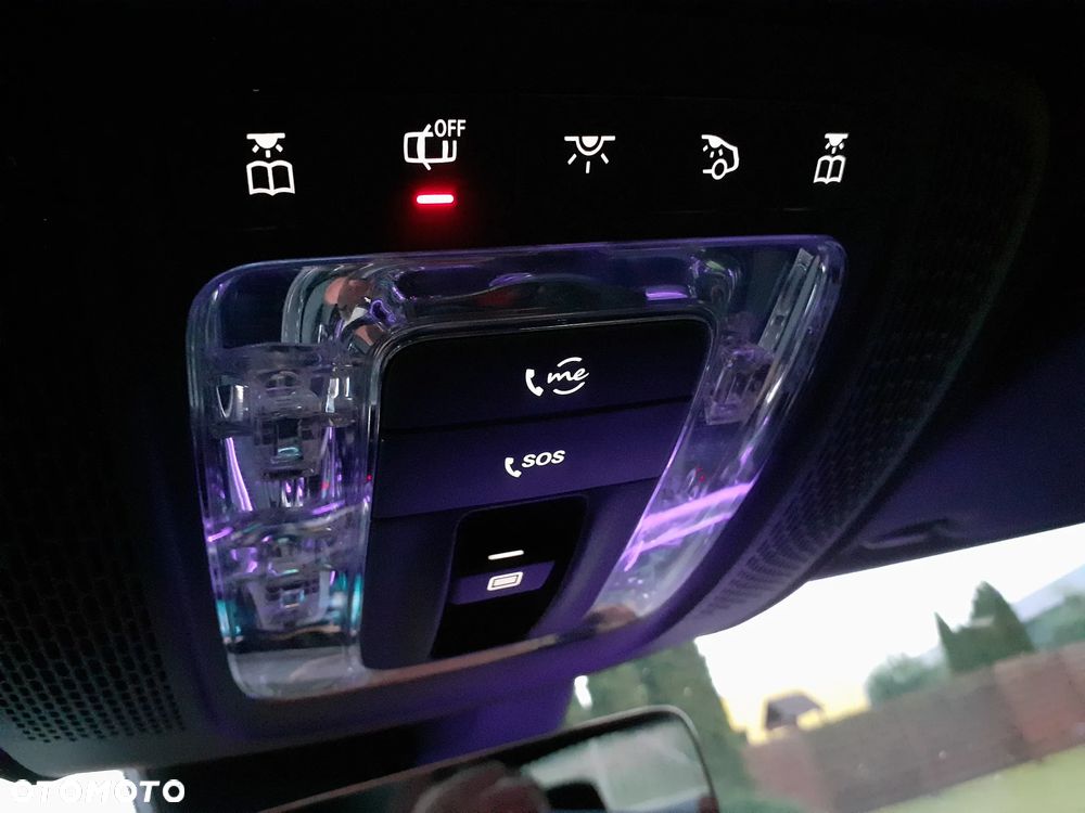 Mercedes-Benz CLA 200 7G-DCT - 34