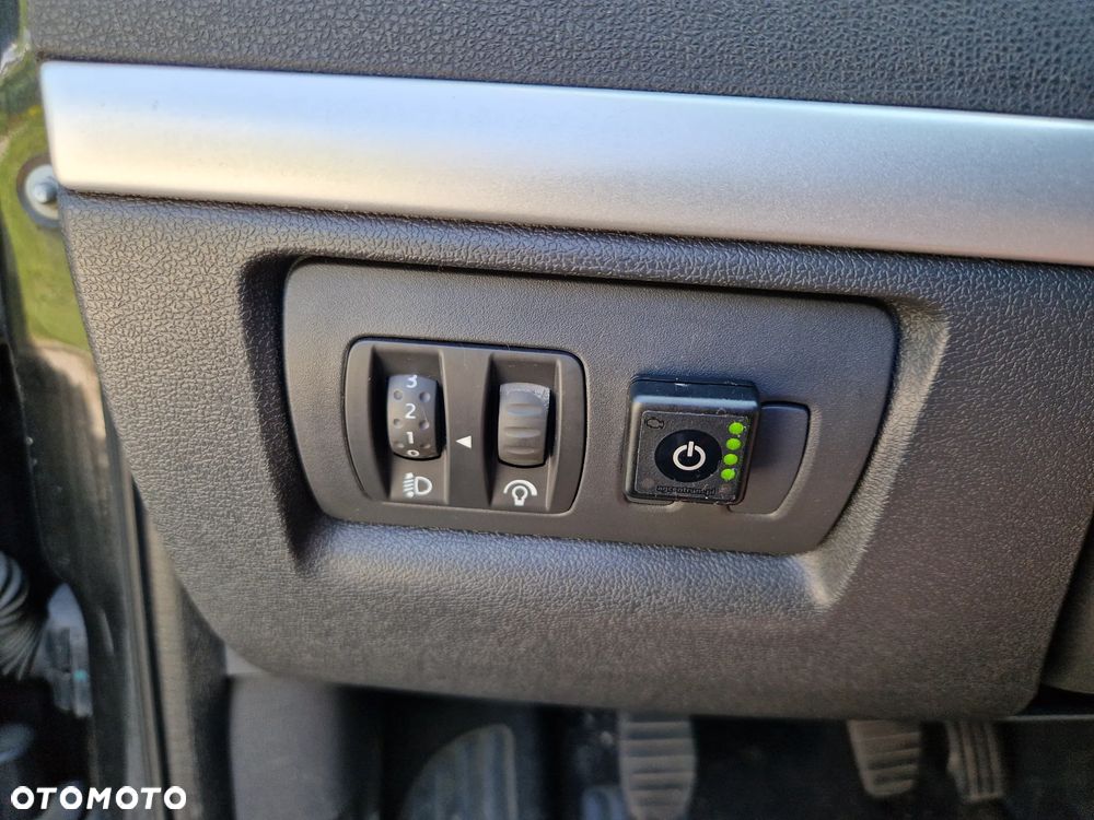 Renault Clio - 6