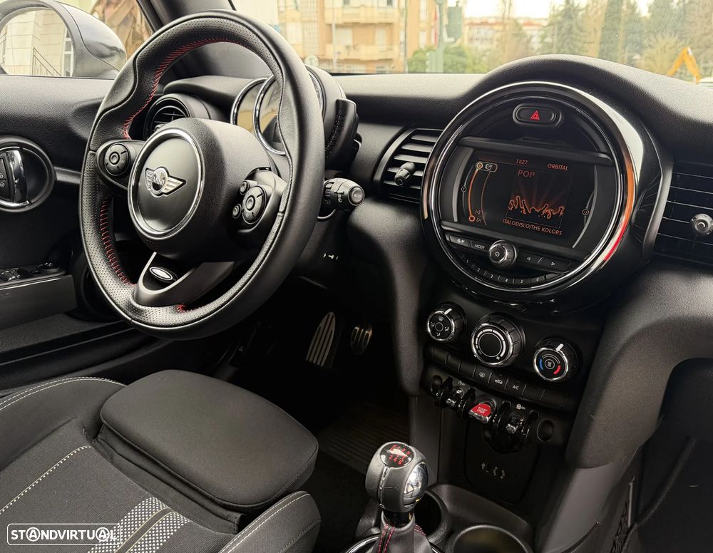 MINI 3 Portas One - 19