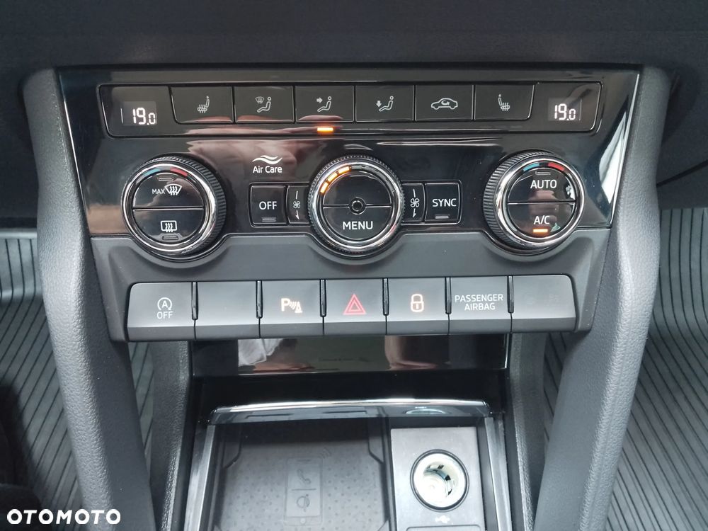 Skoda Karoq 1.5 TSI ACT Style DSG - 26